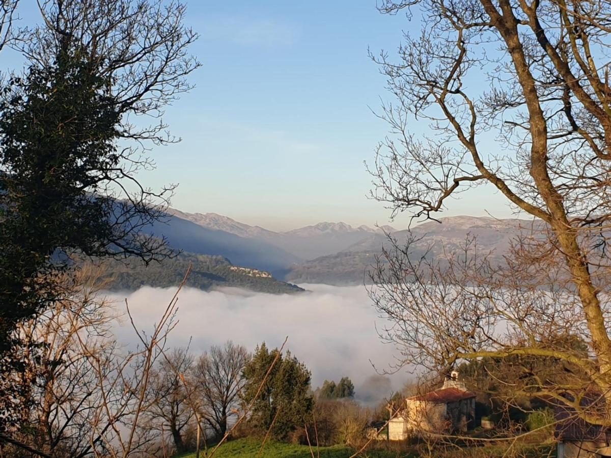 Vila Casamentera Mentera Barruelo Exteriér fotografie