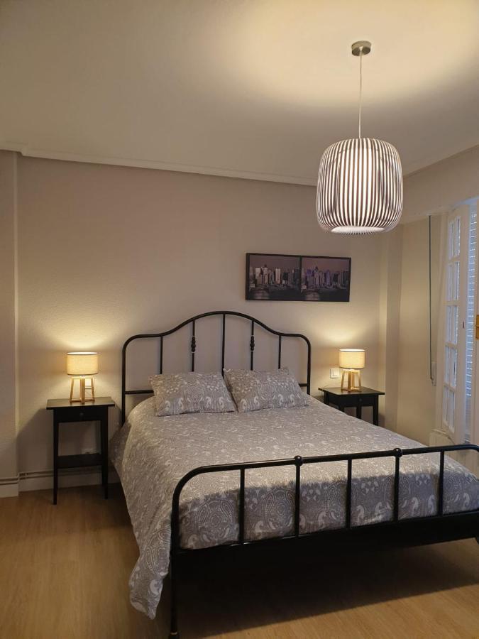 Vila Casamentera Mentera Barruelo Exteriér fotografie