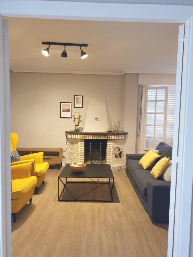 Vila Casamentera Mentera Barruelo Exteriér fotografie