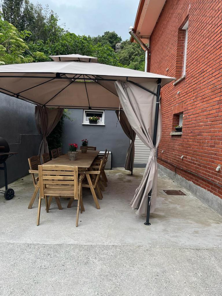 Vila Casamentera Mentera Barruelo Exteriér fotografie